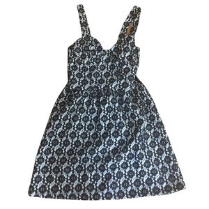 Top Shop black and white pattern dress size 4